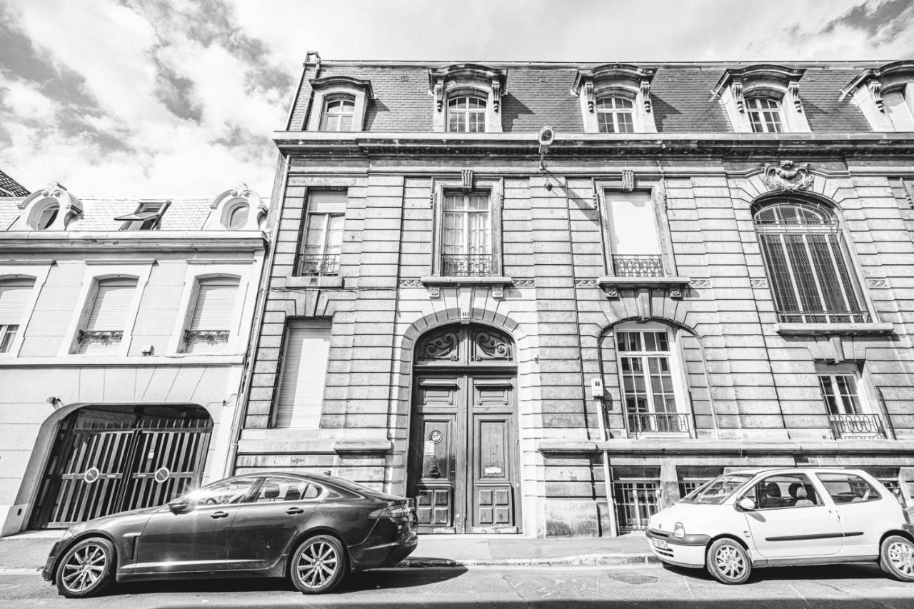 Ferienwohnung The Gorgeous Hyper Center Private Garden Reims Exterior foto